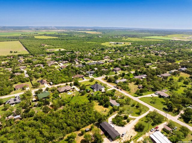 110 CR 3829, San Antonio, TX 78253