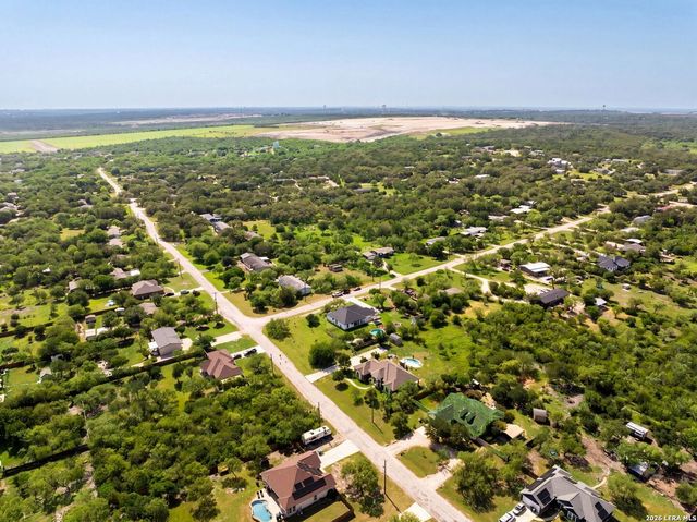 110 CR 3829, San Antonio, TX 78253