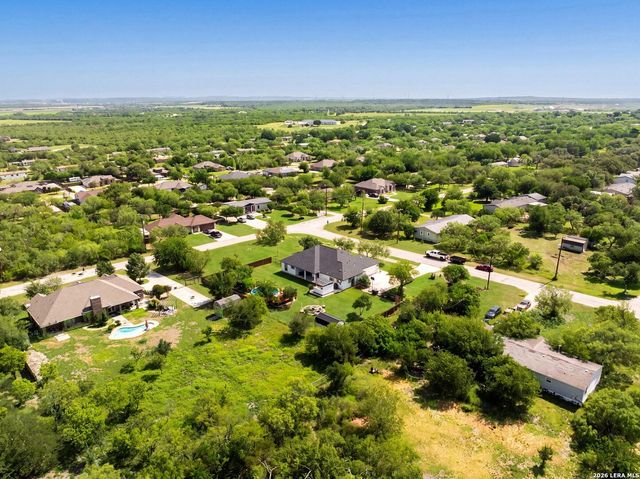110 CR 3829, San Antonio, TX 78253