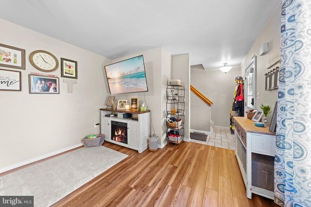 1231 ANN MARIE ST, Easton, PA 18045