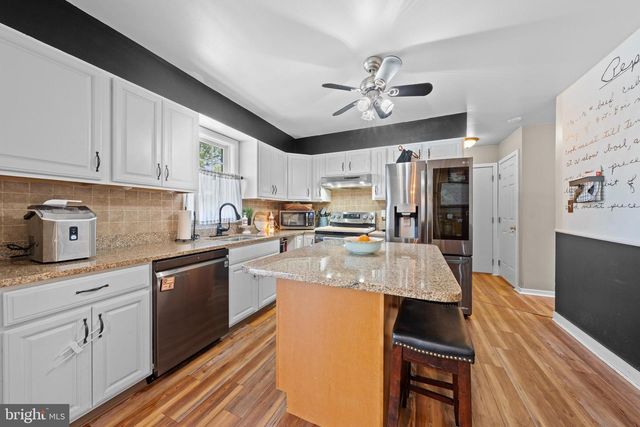 1231 ANN MARIE ST, Easton, PA 18045