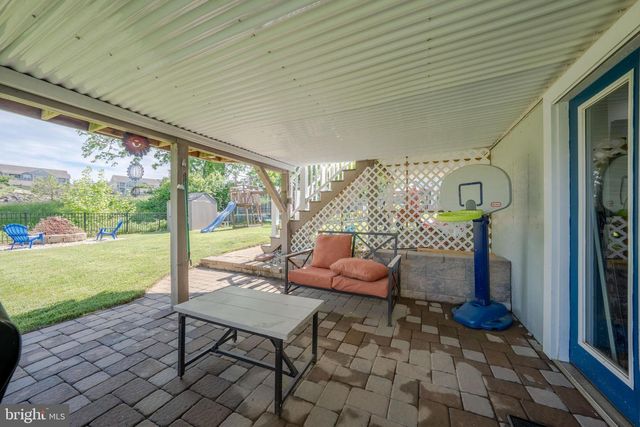 1231 ANN MARIE ST, Easton, PA 18045