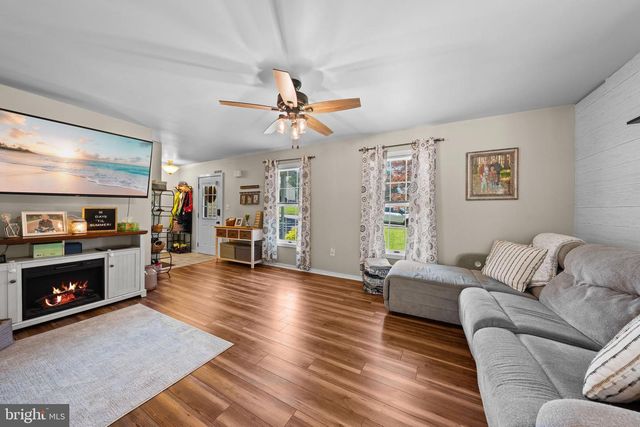 1231 ANN MARIE ST, Easton, PA 18045