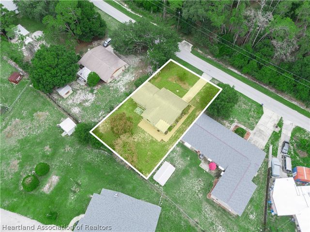 2209 Sunset Drive, Sebring, FL 33870