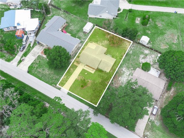 2209 Sunset Drive, Sebring, FL 33870