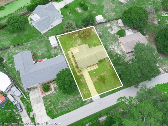 2209 Sunset Drive, Sebring, FL 33870