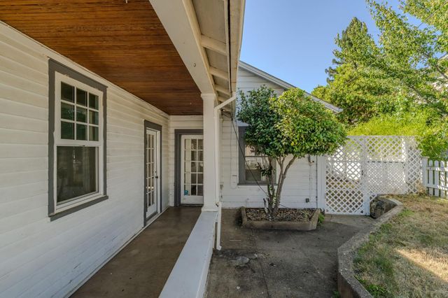 55 Hayden Aly, Sutter Creek, CA 95685