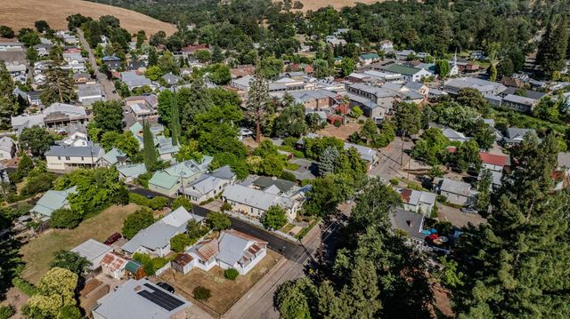 55 Hayden Aly, Sutter Creek, CA 95685