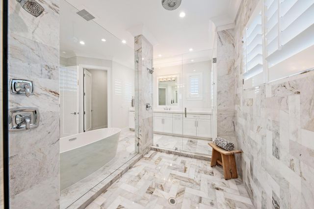 2169 Driftwood Circle, Palm Beach Gardens, FL 33410