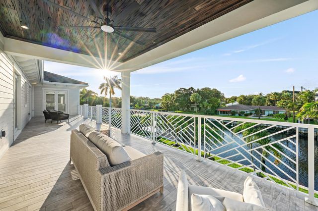 2169 Driftwood Circle, Palm Beach Gardens, FL 33410