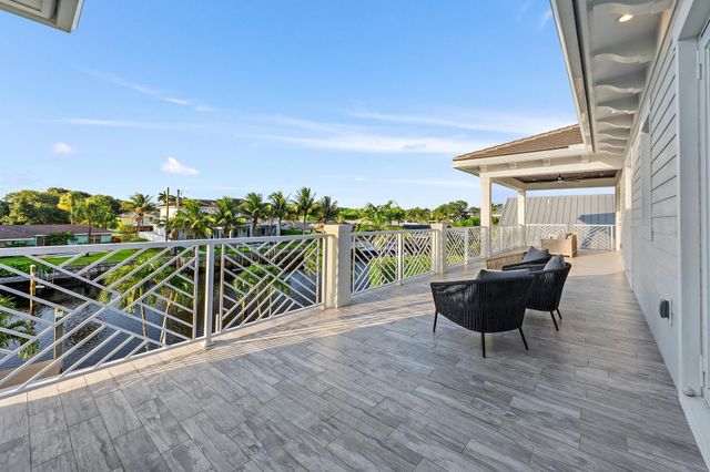 2169 Driftwood Circle, Palm Beach Gardens, FL 33410