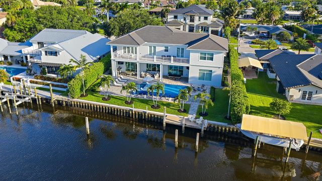 2169 Driftwood Circle, Palm Beach Gardens, FL 33410