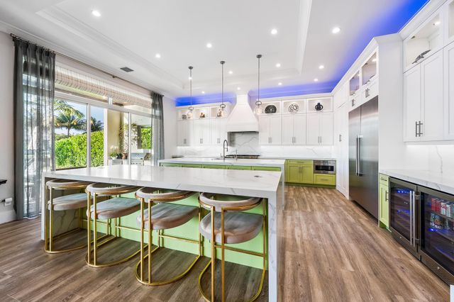 2169 Driftwood Circle, Palm Beach Gardens, FL 33410