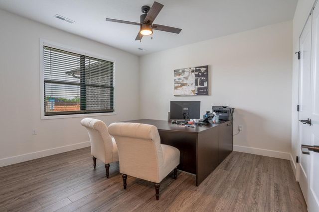 5955 S Farm Road 163 202a, Springfield, MO 65810