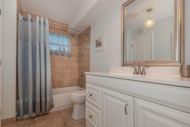 2861 NW 47th Terrace 303, Fort Lauderdale, FL 33313