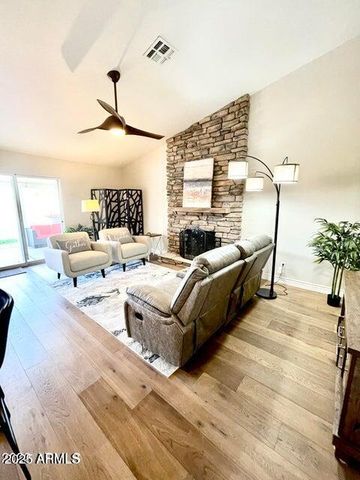 13613 N 19TH Place, Phoenix, AZ 85022