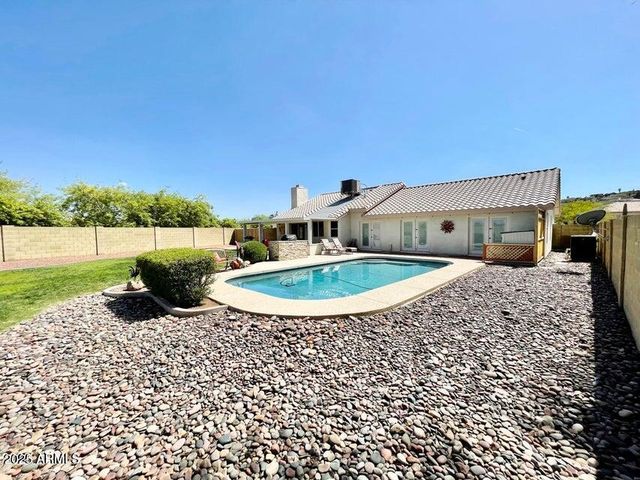 13613 N 19TH Place, Phoenix, AZ 85022