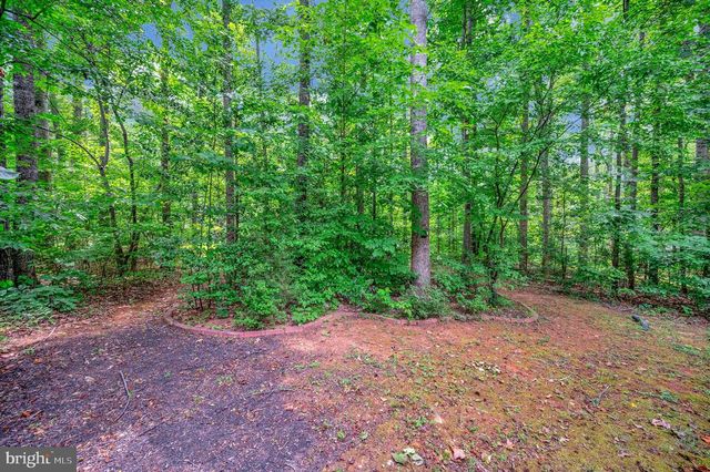 106 CLOVERHILL CT, Locust Grove, VA 22508