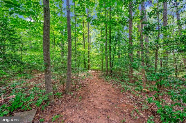 106 CLOVERHILL CT, Locust Grove, VA 22508
