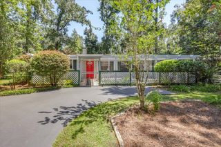 1709 OLD FORT Drive, Tallahassee, FL 32301