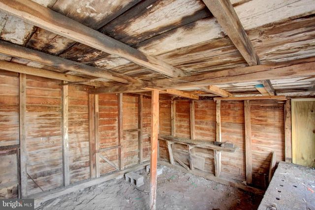 28 HIGH ST N, Arendtsville, PA 17303