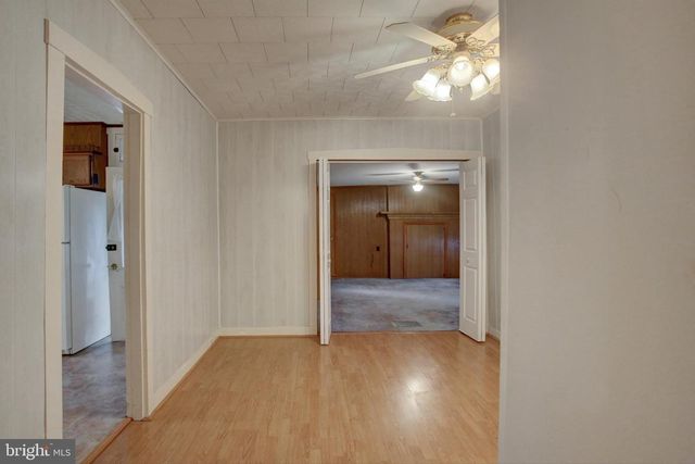 28 HIGH ST N, Arendtsville, PA 17303