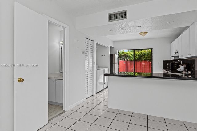 1923 SW 107th Avenue 103, Miami, FL 33165
