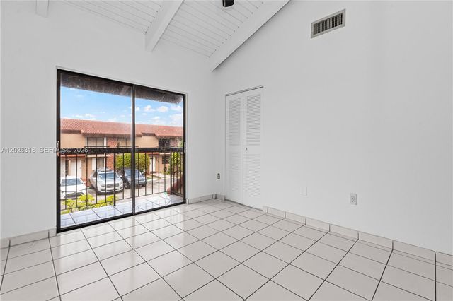 1923 SW 107th Avenue 103, Miami, FL 33165