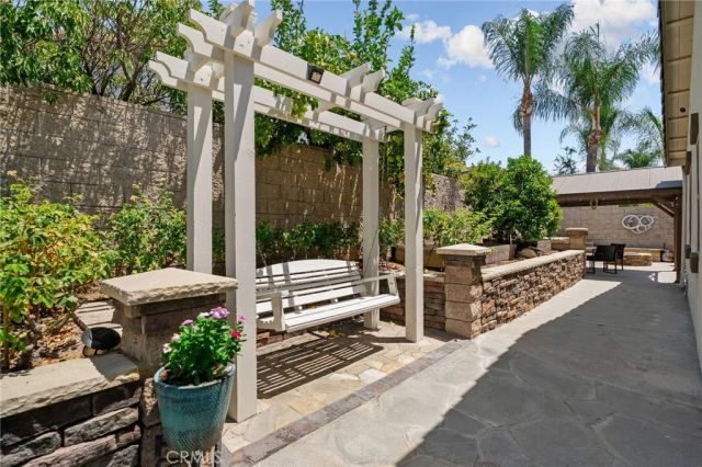 7827 La Nita, Highland, CA 92346
