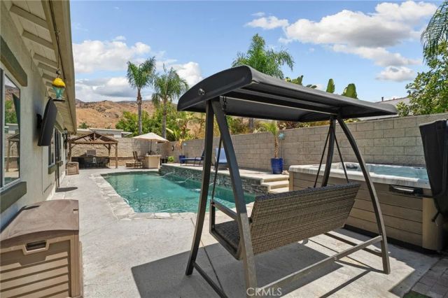 7827 La Nita, Highland, CA 92346