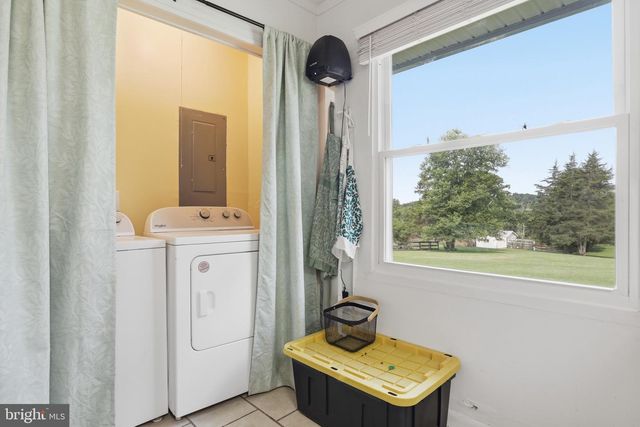 357 HAPPY CREEK DR, Kearneysville, WV 25430