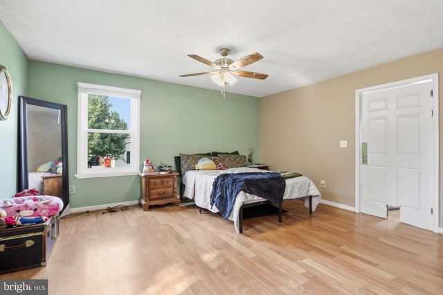 357 HAPPY CREEK DR, Kearneysville, WV 25430