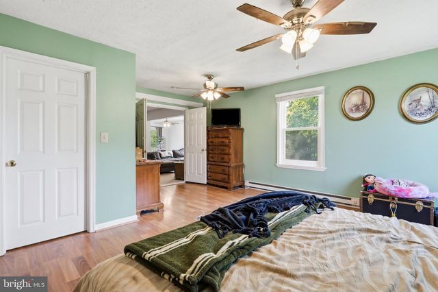357 HAPPY CREEK DR, Kearneysville, WV 25430