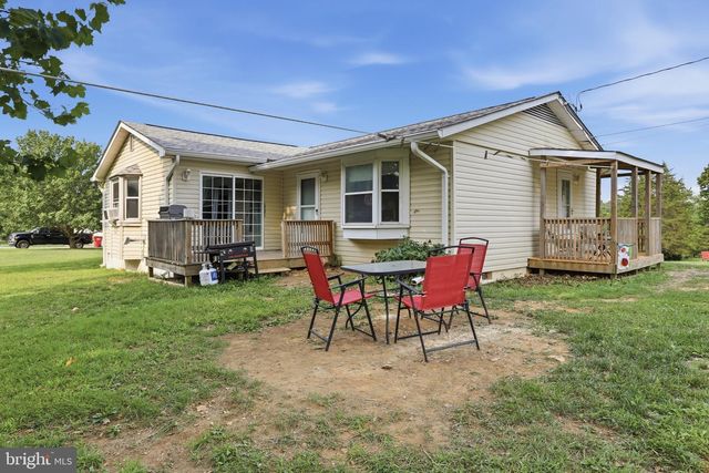 357 HAPPY CREEK DR, Kearneysville, WV 25430