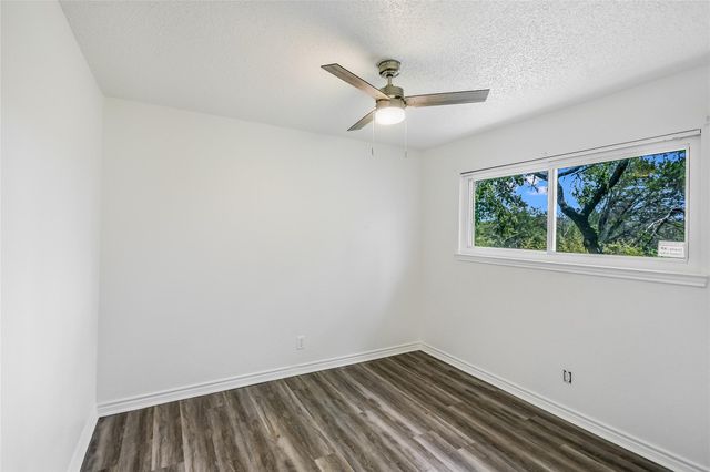 526 Cutty TRL A, Lakeway, TX 78734