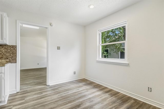 526 Cutty TRL A, Lakeway, TX 78734