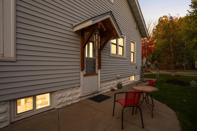 2742 Garfield Street NE, Minneapolis, MN 55418