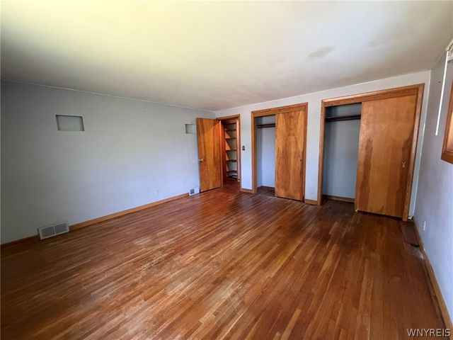 129 Maple Road, Amherst, NY 14221