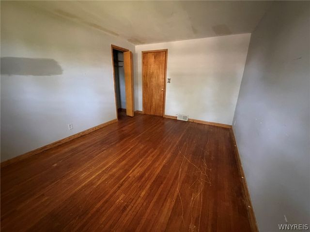 129 Maple Road, Amherst, NY 14221