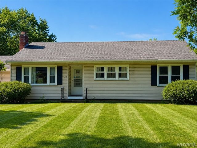 129 Maple Road, Amherst, NY 14221