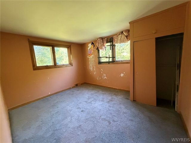 129 Maple Road, Amherst, NY 14221