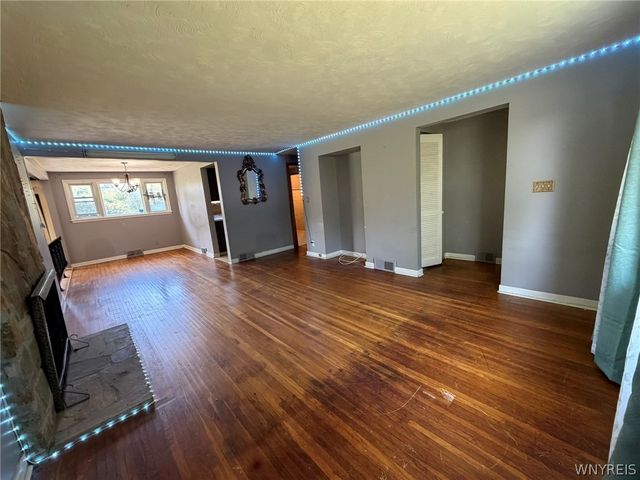 129 Maple Road, Amherst, NY 14221