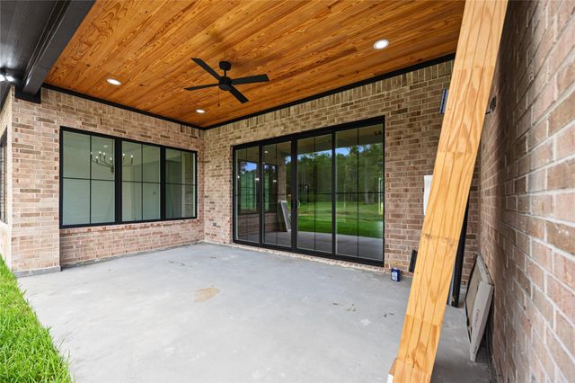 15036 Tybee Lane, Conroe, TX 77306