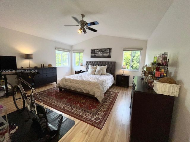 11343 NW 53rd Ln, Doral, FL 33178