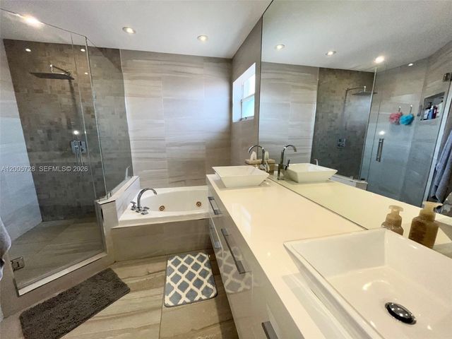 11343 NW 53rd Ln, Doral, FL 33178