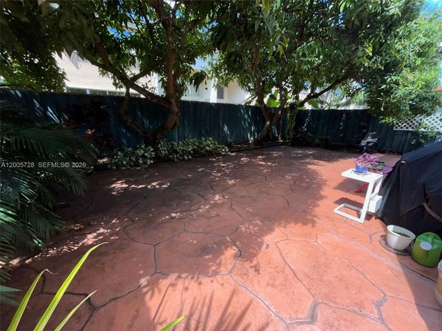 11343 NW 53rd Ln, Doral, FL 33178