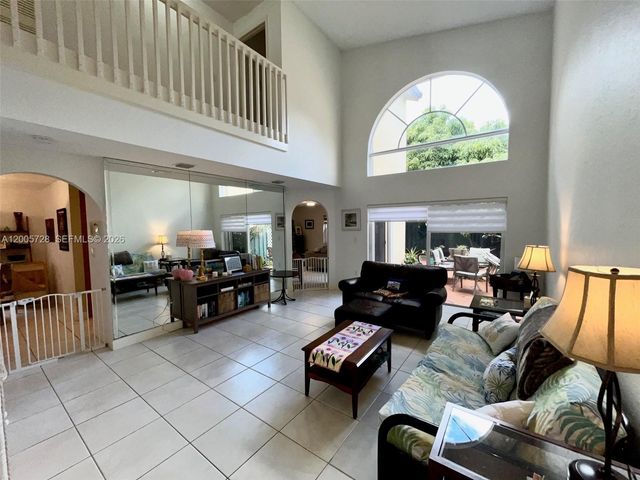 11343 NW 53rd Ln, Doral, FL 33178