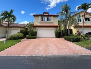 11343 NW 53rd Ln, Doral, FL 33178