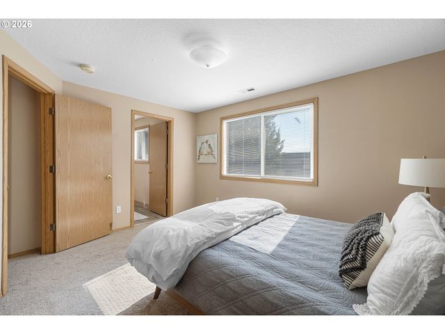 7216 Ne 14TH Ct, Vancouver, WA 98665