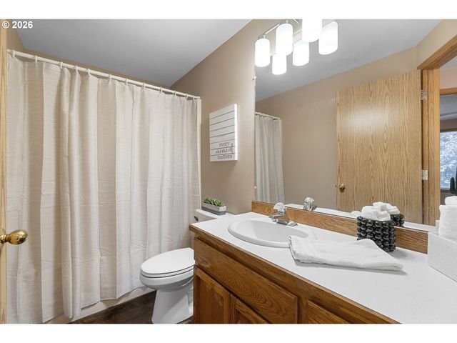 7216 Ne 14TH Ct, Vancouver, WA 98665